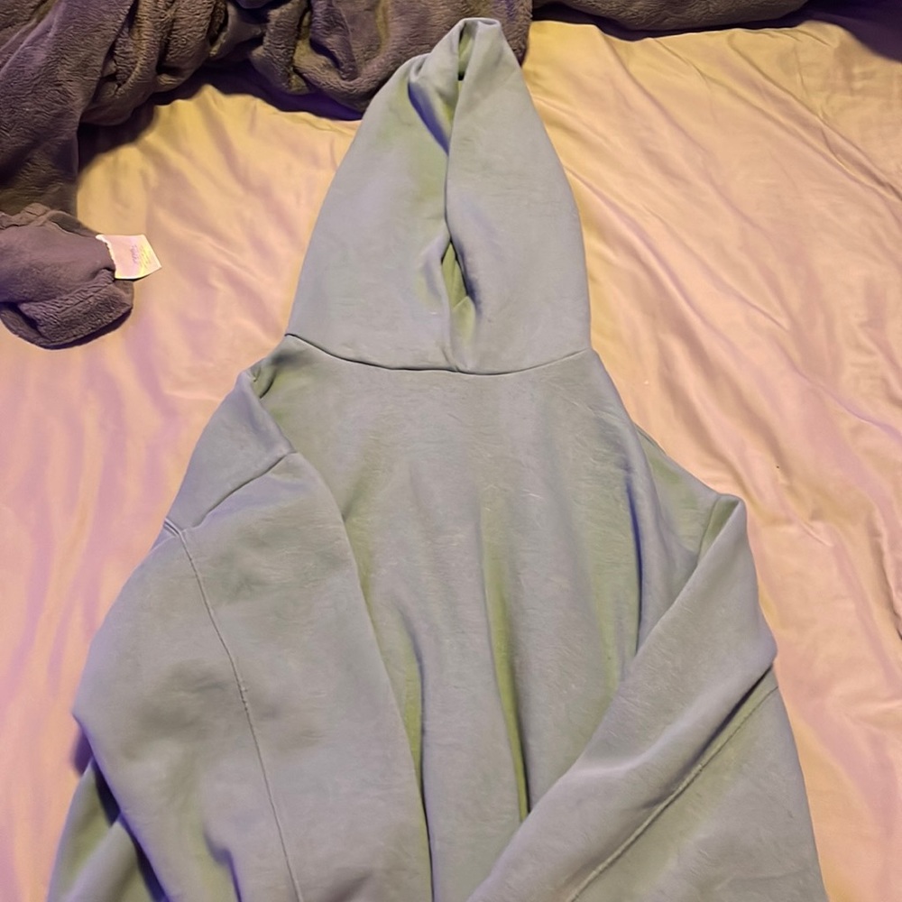 Green cropped sweatshirt